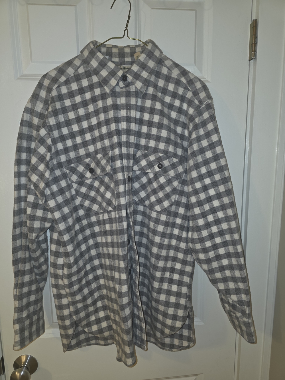 LL Bean Gray and White Plaid Button-Up Shirt Jacket
